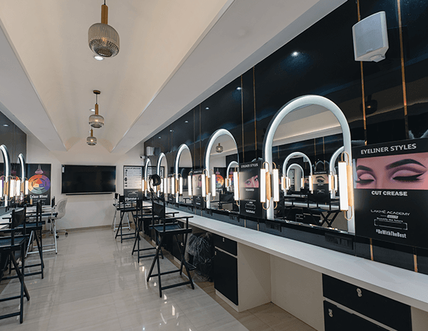 Why Choose Us Image 2